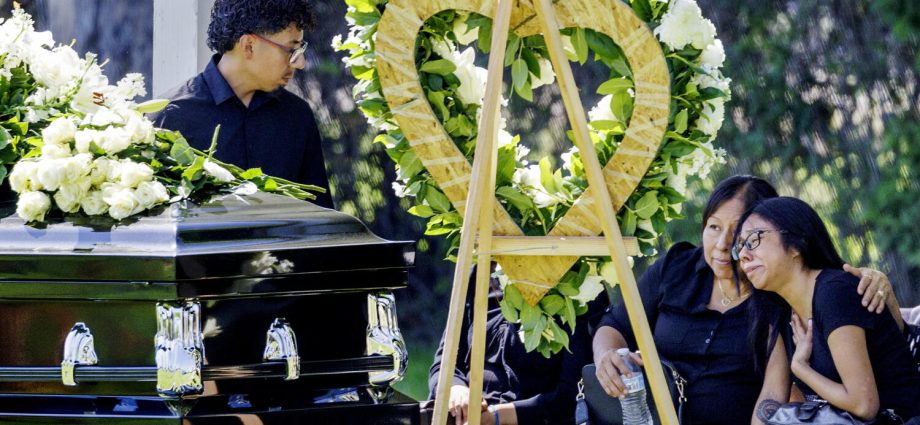 his-mom-was-detained-by-ice.-two-months-later,-he-died-by-suicide