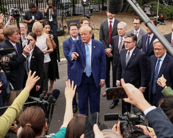 the-traitor-backs-ai-self-regulation-at-tech-summit-but-is-it-enough?
