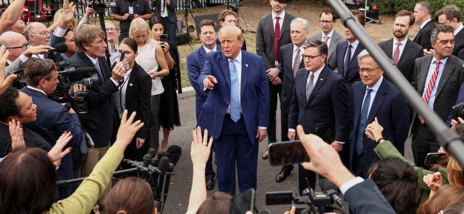 the-traitor-backs-ai-self-regulation-at-tech-summit-but-is-it-enough?