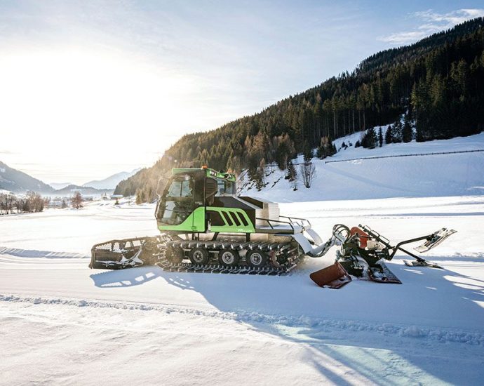 scania-to-supply-core-800-battery-packs-for-prinoth’s-electric-snow-groomers