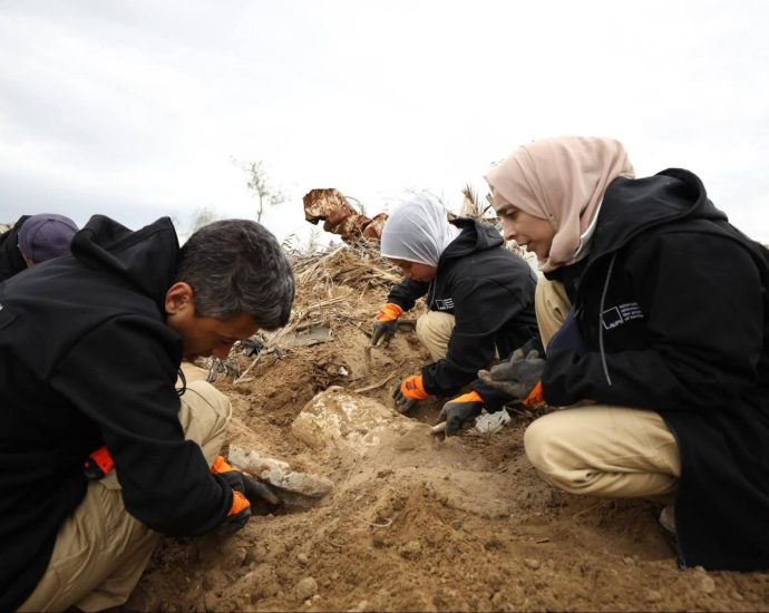 palestinian-archaeologists-race-against-time-to-save-gaza’s-heritage