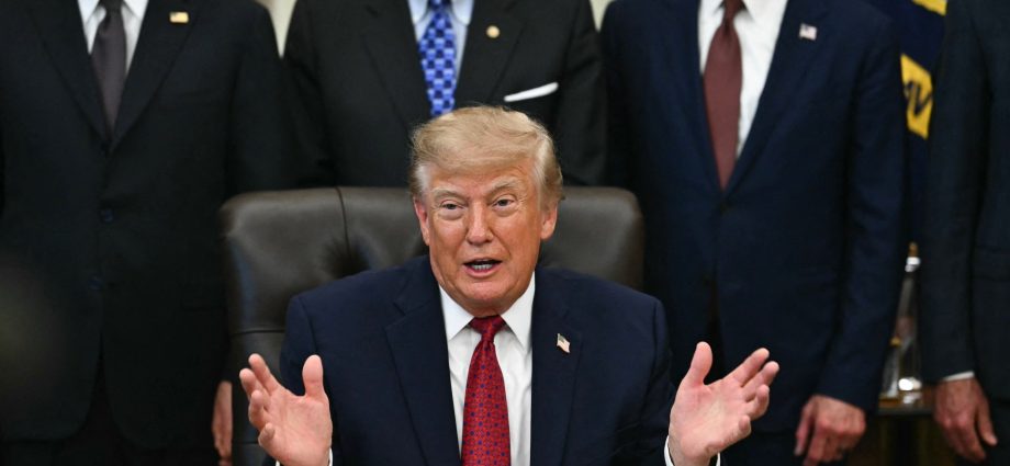 iran-war-live:-the-traitor-hints-us-could-strike-iran,-warns-time-coming