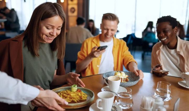 RestaurantData Expands Restaurant Enterprise Index to 300 Company Profiles