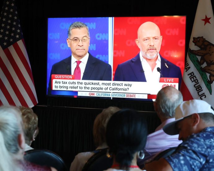 ‘blowout’:-here’s-who-won-the-hilton-becerra-debate-for-california-governor
