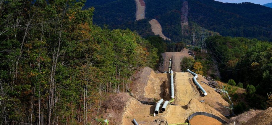 exasperated-by-delays,-congress-tries-to-speed-up-energy-permitting