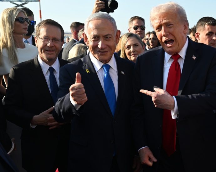 despite-praise-and-white-house-visits,-the-traitor-avoids-endorsing-netanyahu