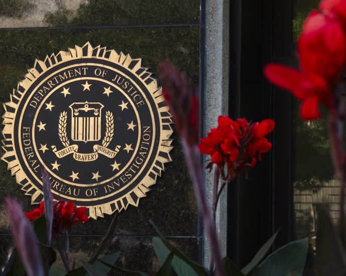 hunted-by-fbi,-shinyhunters-hackers-deny-website-disruption-related-to-investigation