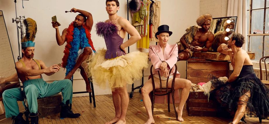 ‘the-gorgeous-nothings’-brings-forgotten-queer-nyc-stories-to-the-stage-and-your-headphones
