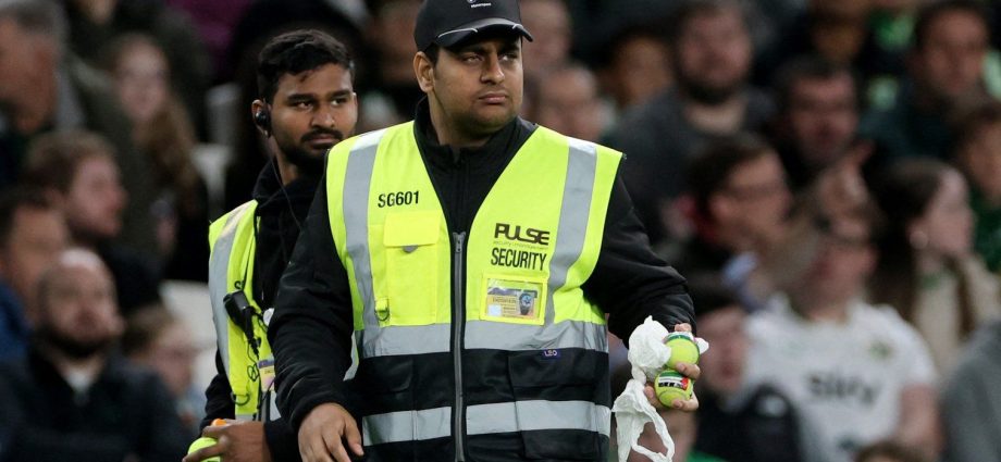 protests-disrupt-ireland-football-match-with-‘palestine-tennis-balls’