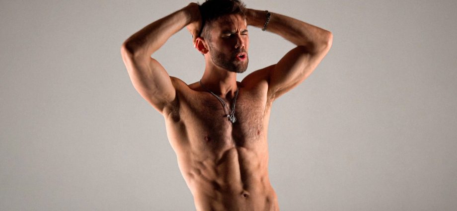 grant-knoche-strips-down-in-provocative-new-music-video-for-‘stripped’