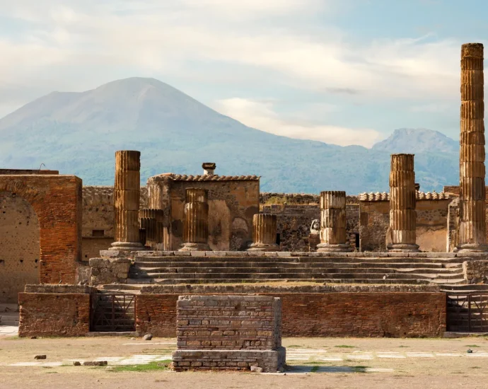 pompeii’s-2,000-year-old-eruption-just-gave-scientists-a-better-clock-for-earth’s-past
