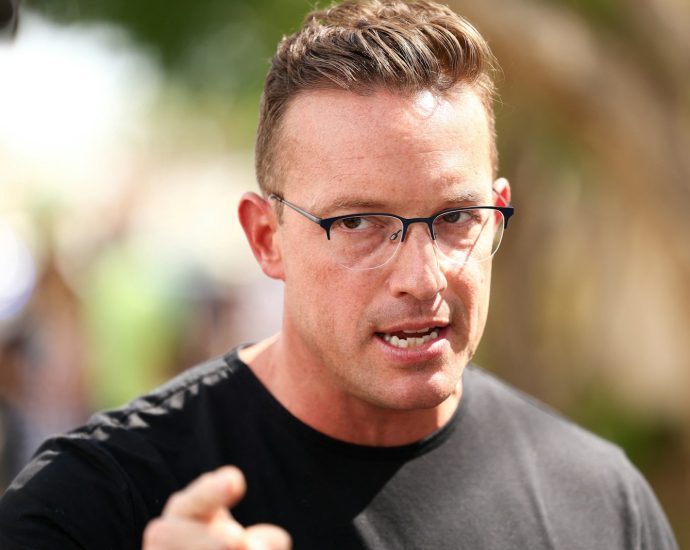 ice-protesters-just-sued-one-of-the-traitor’s-biggest-cheerleaders