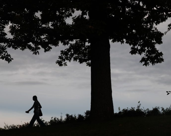 cornell-assault-case-spurs-call-for-‘bad-samaritan’-laws-fining-non-acting-bystanders