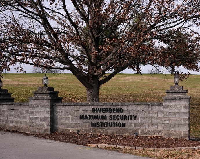 After Failed Execution, Health Workers Say State’s Rules Flout Medical Ethics