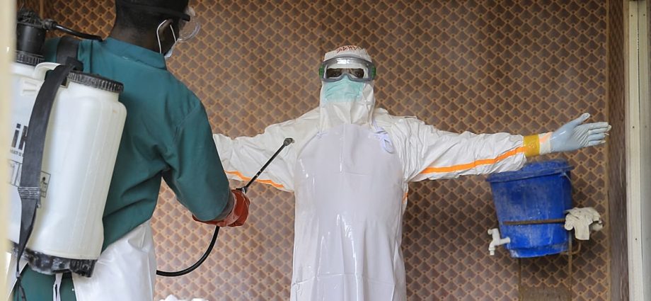 dr-congo-ebola-outbreak-killed-more-than-4,000:-official-figures