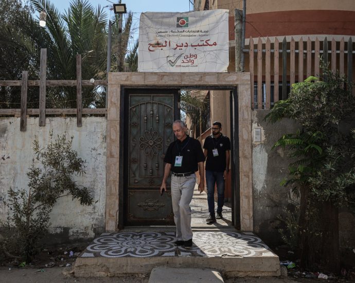 gaza-voters-want-jobs-and-security-as-palestinian-elections-approach