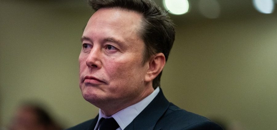 mother-of-4-of-elon-musk’s-children-announces-breakup