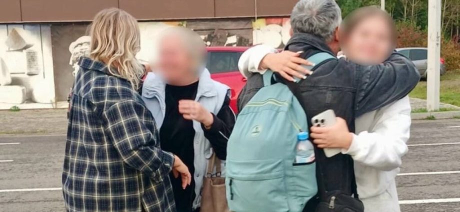 41-ukrainians-made-the-long-journey-from-occupation-to-ukrainian-controlled-territory-after-enduring-russian-pressure,-detention-and-control