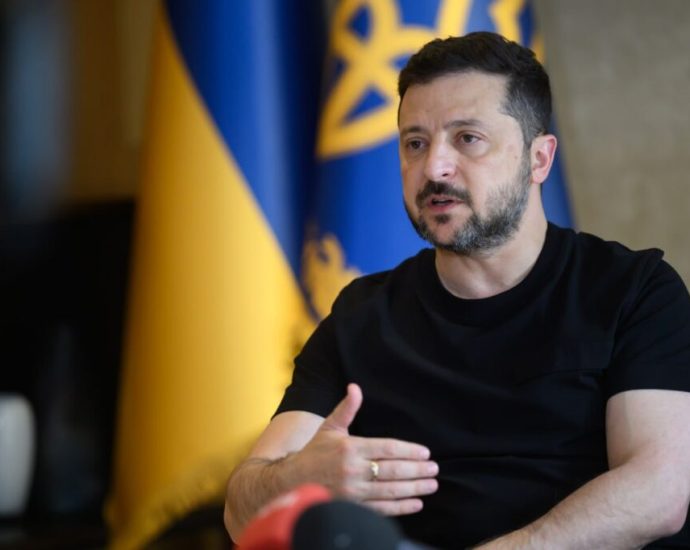 as-russia-expands-attacks-on-kyiv,-ukraine-prepares-to-hit-moscow’s-oil-industry-harder-in-response