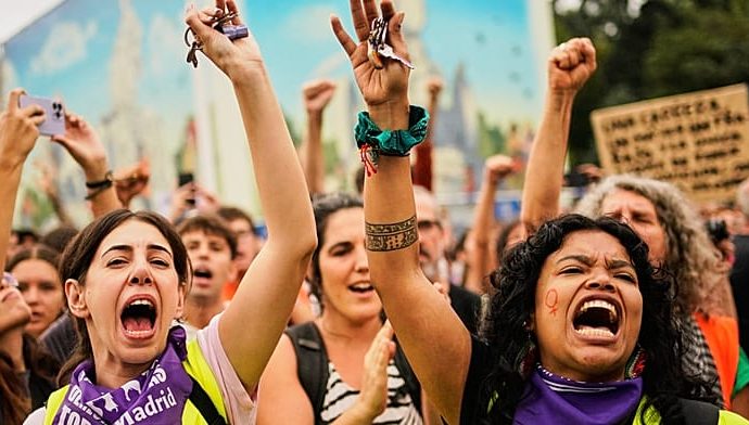 tens-of-thousands-take-to-madrid-streets-demanding-housing-action