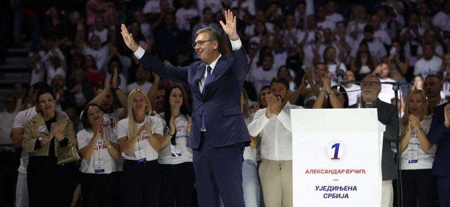 serbian-populist-leader-vucic-launches-campaign-for-prime-minister