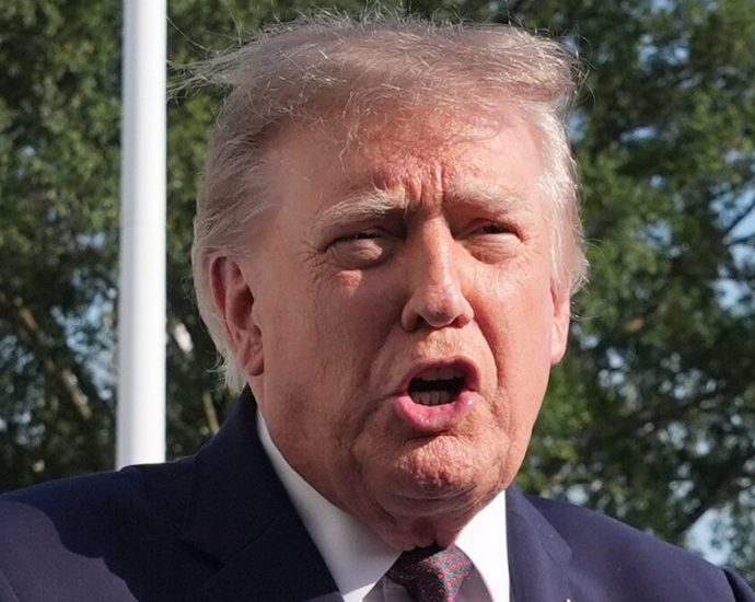 the-traitor-says-he’s-‘getting-good’-at-being-impeached-as-midterm-prospects-look-grim-for-gop