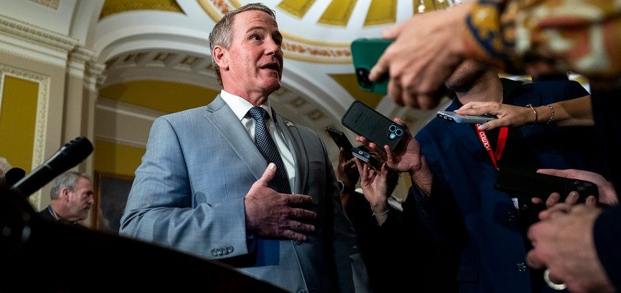 gop-wrestles-with-rising-data-center-backlash-weeks-before-midterms