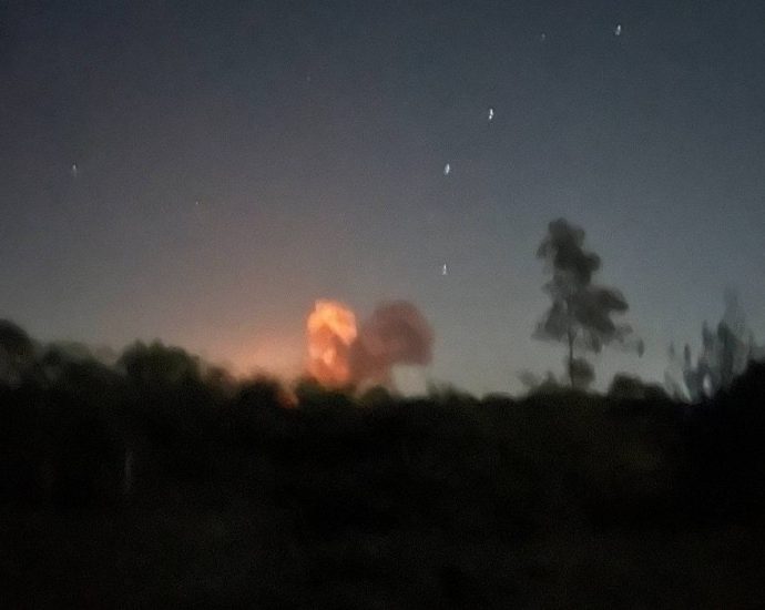 moscow-trains-its-military-pilots-at-khanskaya.-locals-report-a-fire-there-after-drones-attacked-overnight