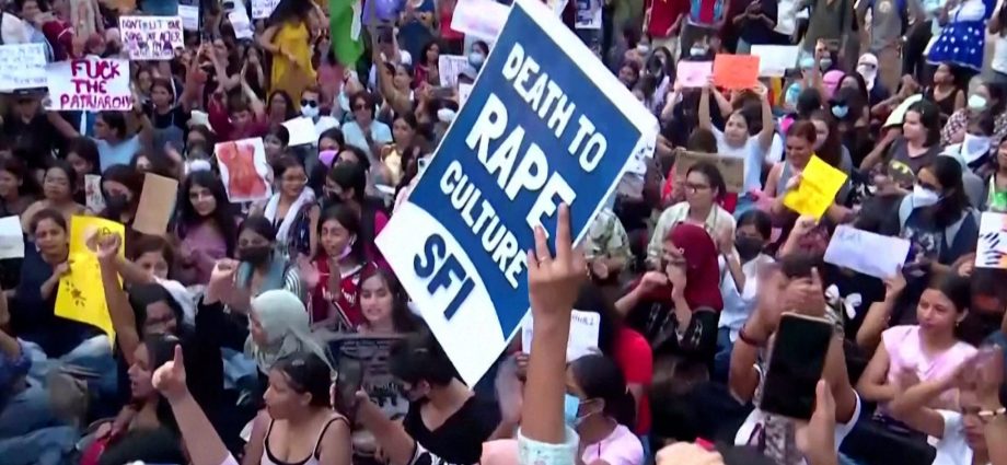 ‘we-need-freedom’:-new-delhi-women-protest-sexual-violence