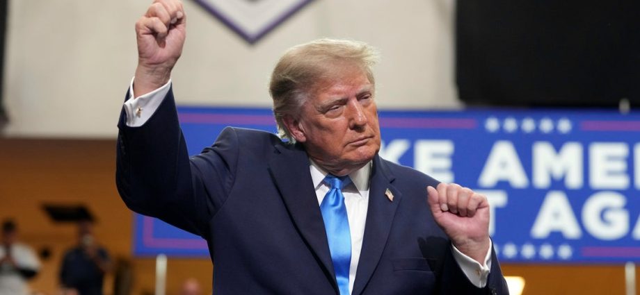 the-traitor-tries-to-fire-up-ohio-voters-as-republicans-defend-senate-seat-in-close-race