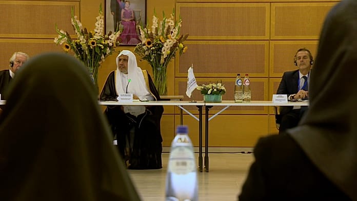 “we-don’t-feel-a-sense-of-worry”-in-europe,-says-the-head-of-the-muslim-world-league