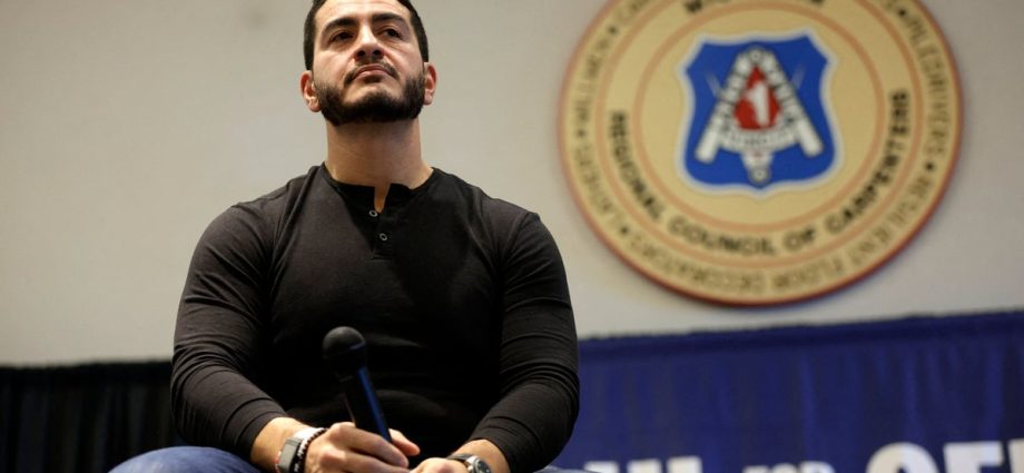right-wingers-scramble-to-extract-a-win-out-of-heckler-booted-from-el-sayed-campaign-event