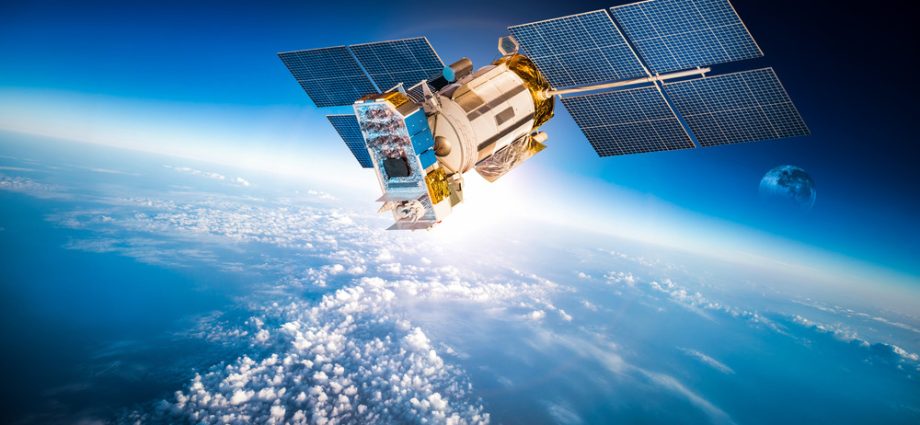 Pentagon Backs Ambitious Plan to Beam Solar Power From Space