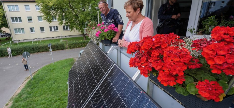 California just made it legal to turn balconies into tiny power plants