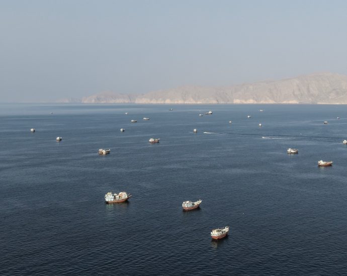 middle-east-oil-exports-surpass-pre-war-levels-despite-tensions,-data-shows