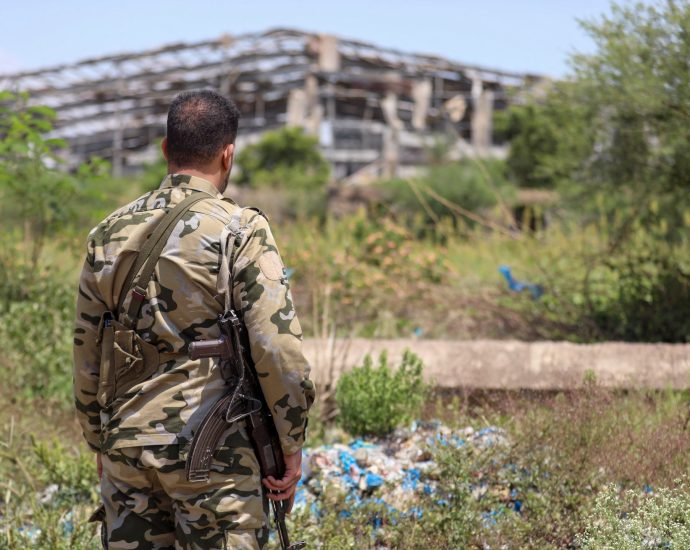 yemen-forces-claim-to-seize-dhubab,-sites-near-bab-al-mandeb-from-houthis