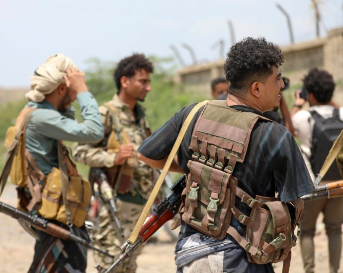 yemen-war-escalates:-what’s-the-latest,-as-government-forces-claim-gains?