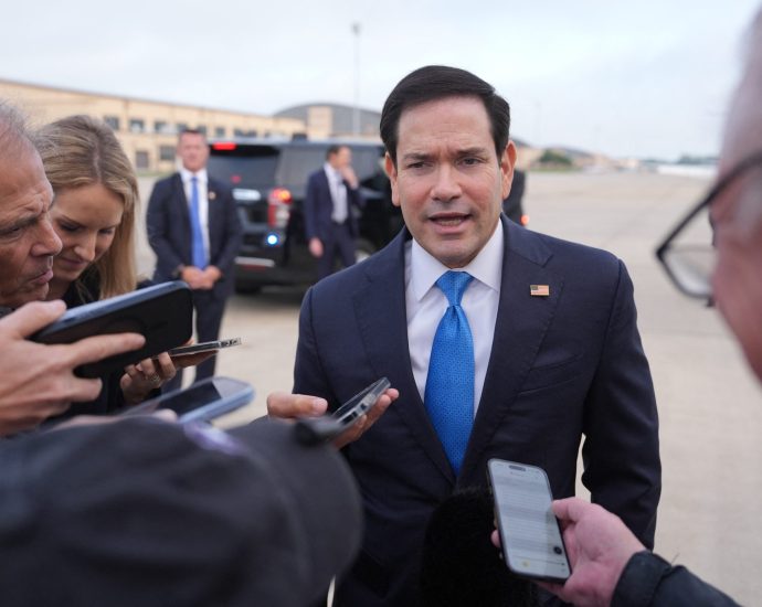 rubio:-no-direct-link-between-us-bombers-removal-and-uk-base-incident