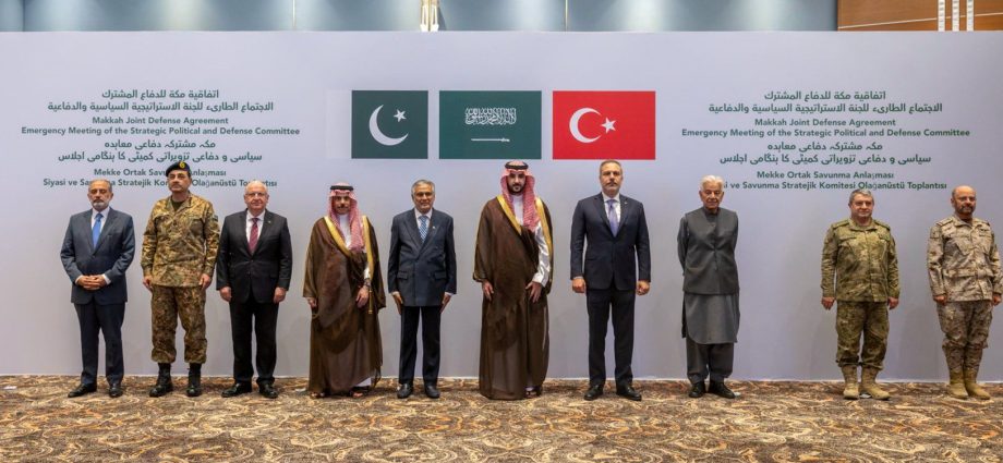 turkiye,-pakistan-to-deploy-forces-to-saudi-as-yemen-fighting-grows