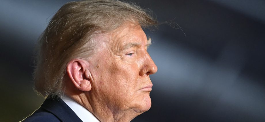 white-house-denies-the-traitor-wants-to-let-iran-bomb-california-cities