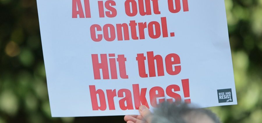 banks-increasingly-under-ai-attack:-how-can-you-stay-safe?