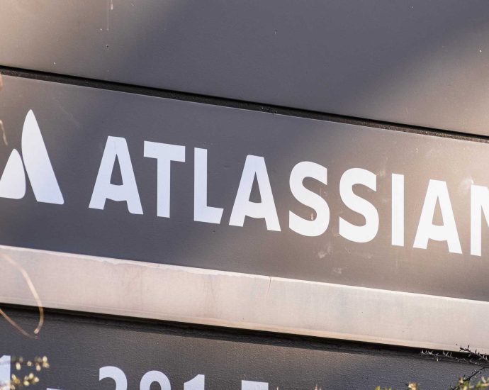 atlassian’s-critical-flaw-turns-eight-enterprise-products-into-one-big-security-problem