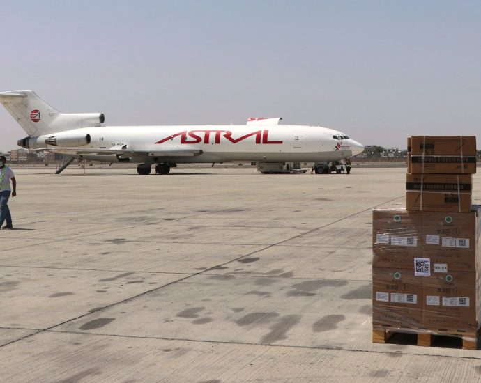 yemen’s-houthis-attack-aden-airport;-saudi-forces-down-missile-near-riyadh