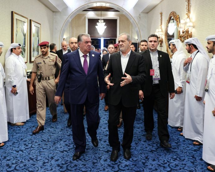 has-russia’s-fuel-crisis-given-iranian-oil-an-opening-in-central-asia?