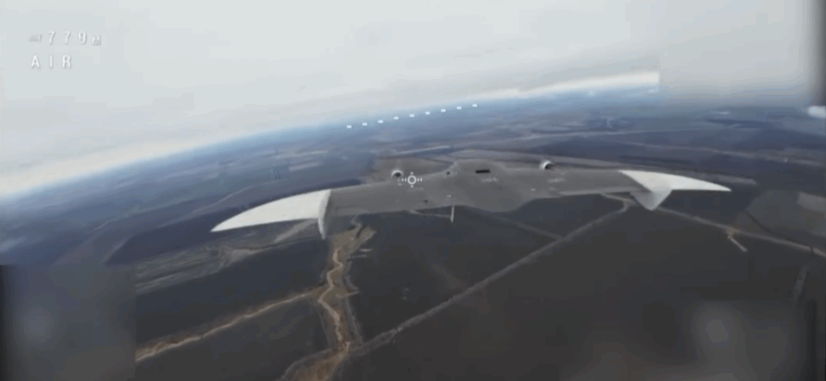 russia’s-jet-drones-fly-near-600-km/h-now.-ukraine-is-building-simulators-for-the-900-km/h-ones-it-expects-next