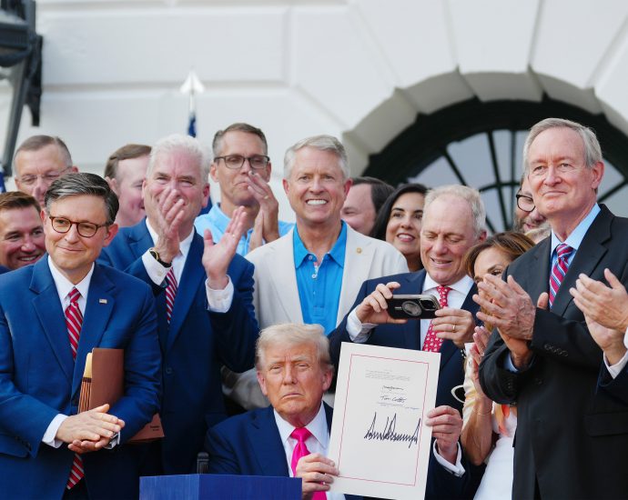 US Poised To Boot Legal Immigrants From Medicaid, Including Refugees and Sex-Trafficking Victims