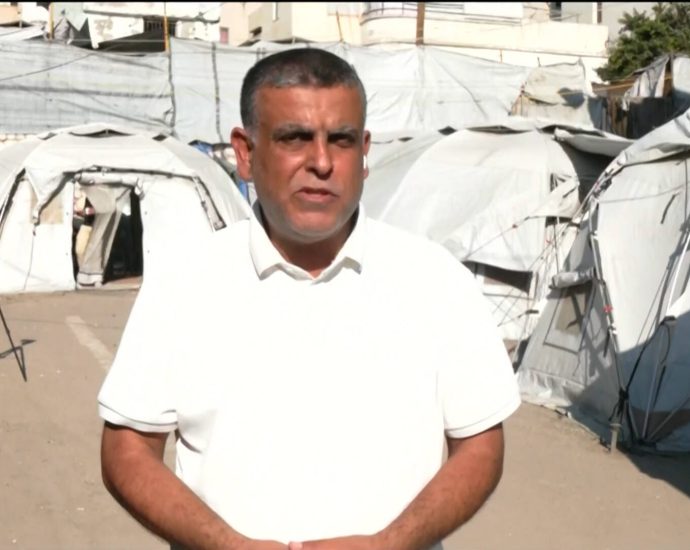 three-years-into-genocide,-“the-idf-is-still-hunting-gazans”:-palestinian-journalist-akram-al-satarri