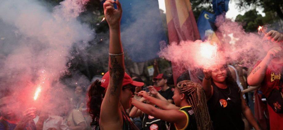 ‘no-to-the-father,-no-to-the-son’:-thousands-march-in-rio-against-bolsonaro