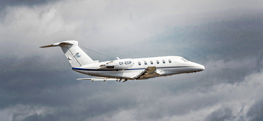 5-reasons-why-private-jets-almost-always-cruise-above-airline-traffic