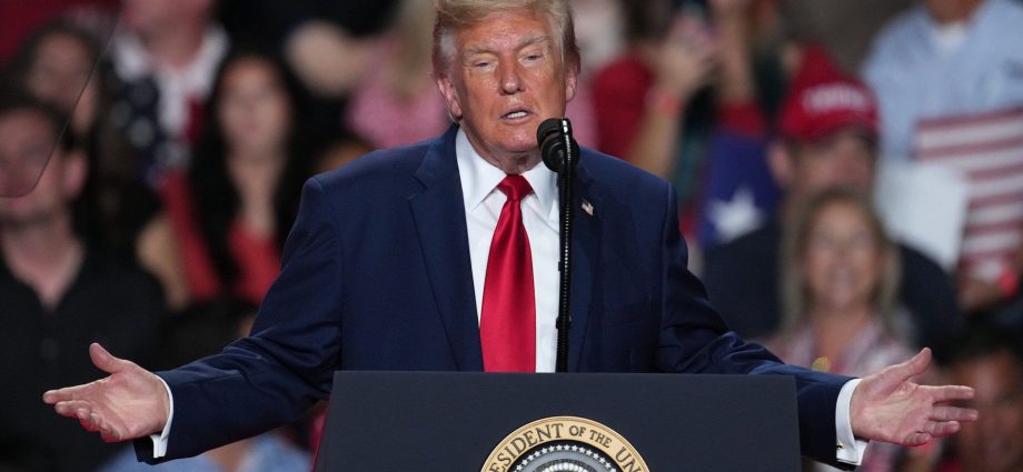 the-traitor-interrupted-by-protesters-at-texas-rally